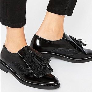 COPY - ASOS PAST SEASONS BLACK FLAT with Flap& Ta…